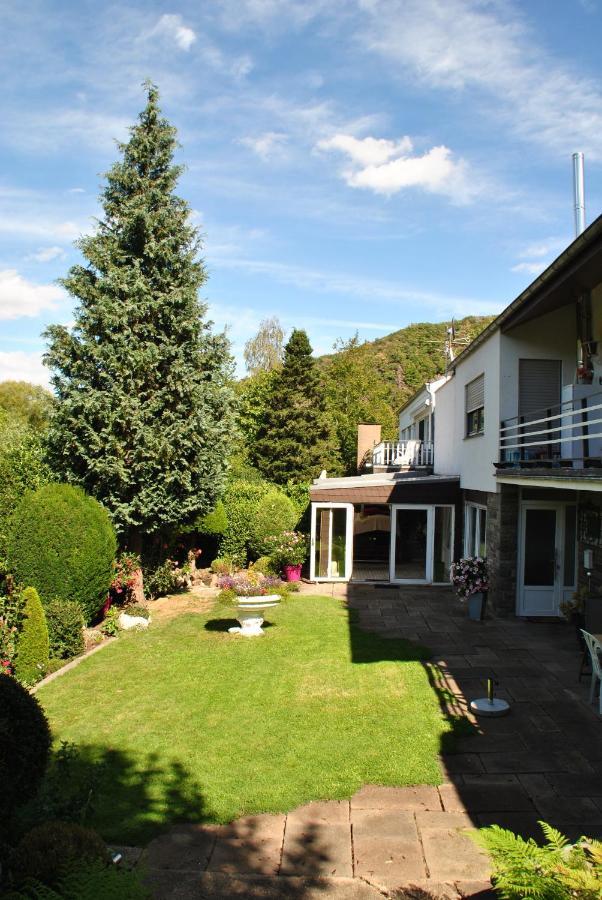 Evia Ferienwohnung Heimbach Exterior photo